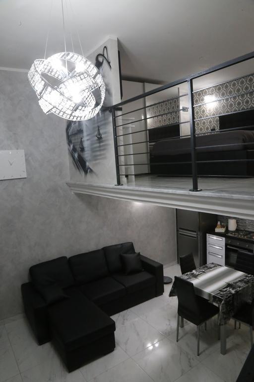 Casa Vacanze Sannazzaro 70 เนเปิลส์ ภายนอก รูปภาพ